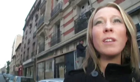 Той порно с пияни рускини вързани човек да спи и се занимава с друг приятел