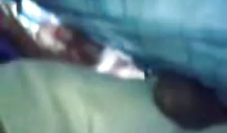 Момиче те държи домашно бг порно да я чукаш
