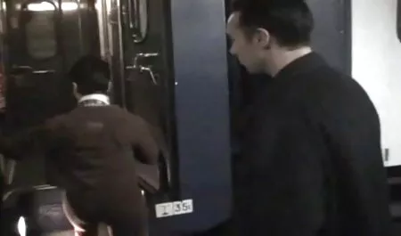 Някой трябваше да му счупи задника. porno domashno