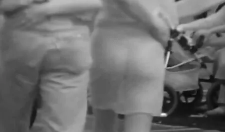 Масаж на краката крило home porno тийнейджър Лиз