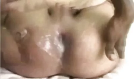 Момче чука блондинка във home porno водата