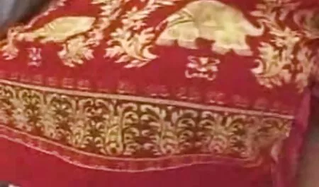 Булката преди сватбата с парцал. home porno